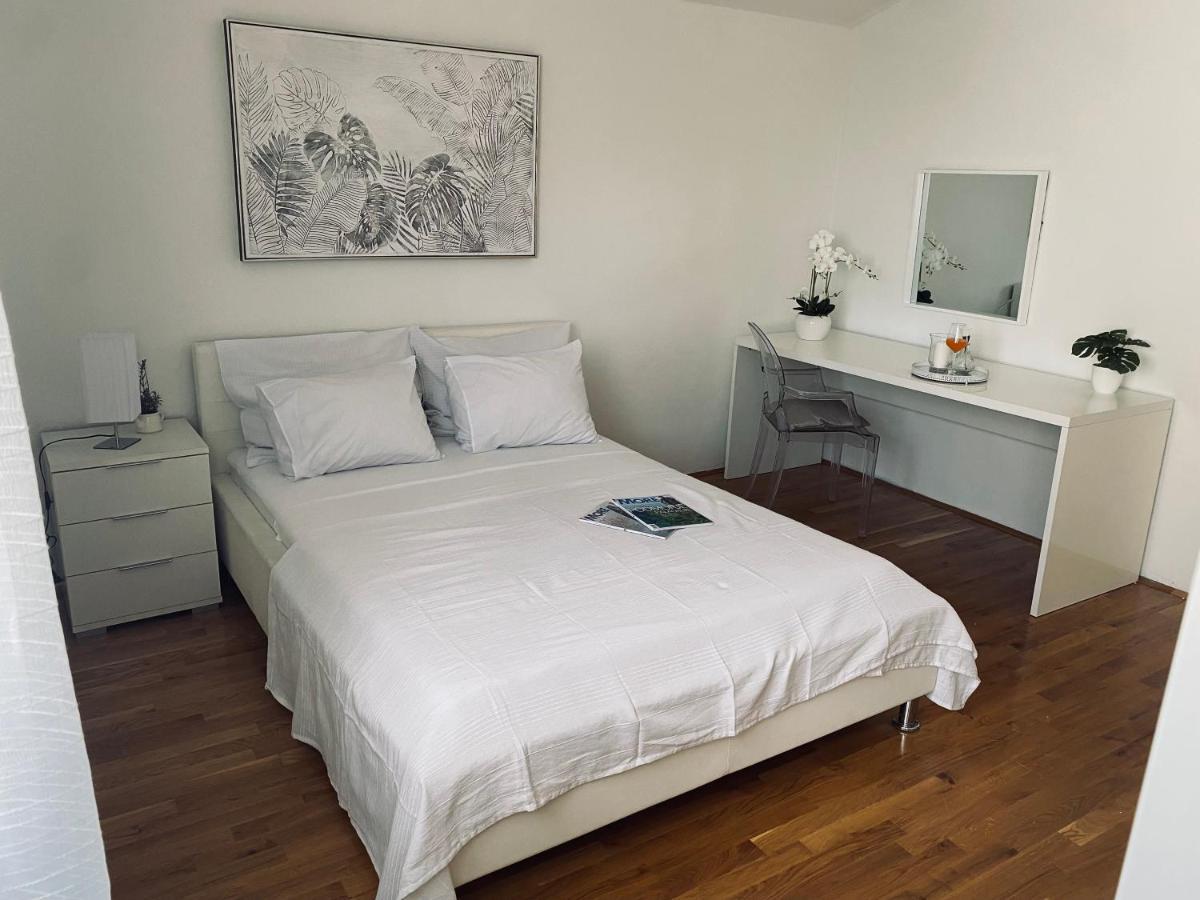 Apartment Zara Zadar